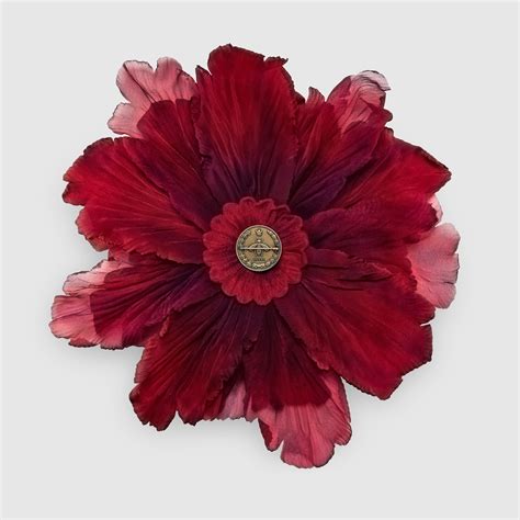 gucci flower pin